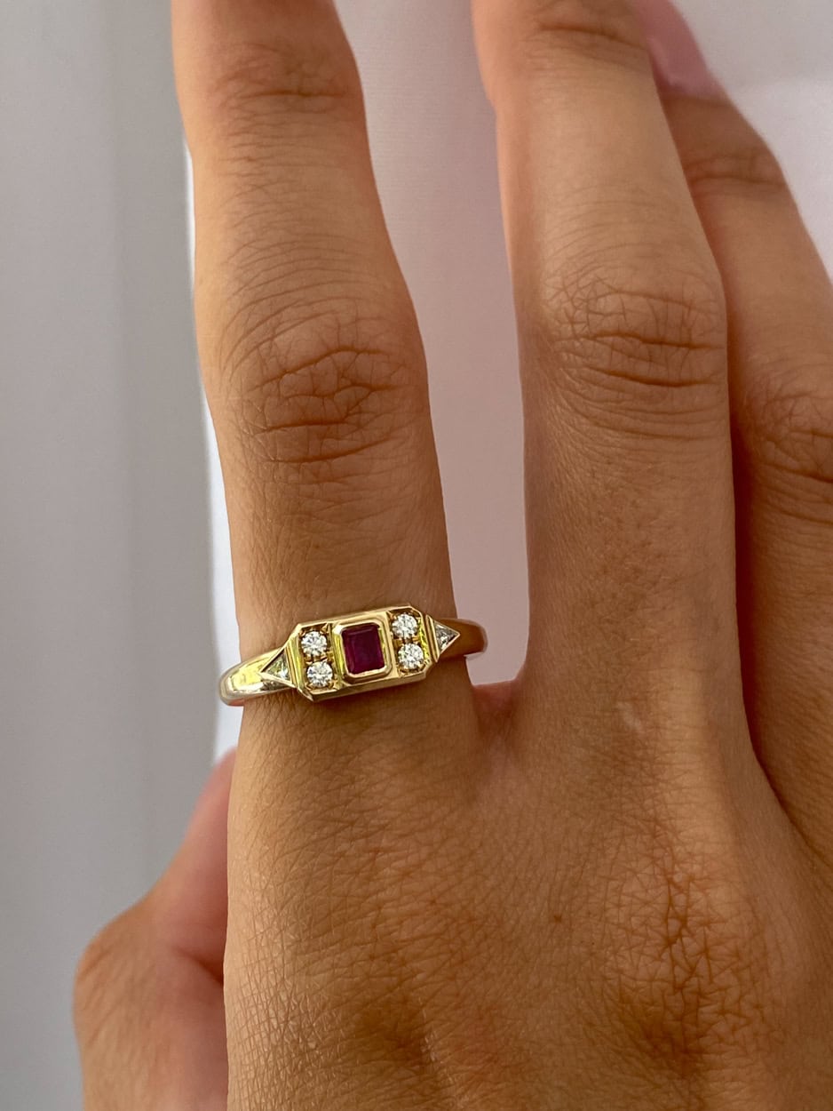 Yaara Ring