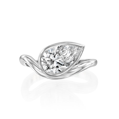 Pear Diamond Ring — image 4 of 7