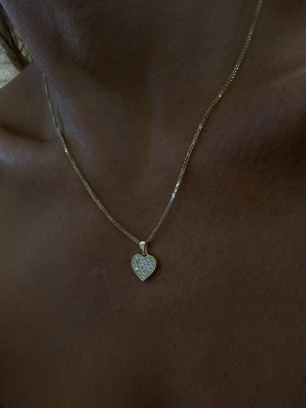 Julia Heart Pendant With White Diamonds — image 5 of 7