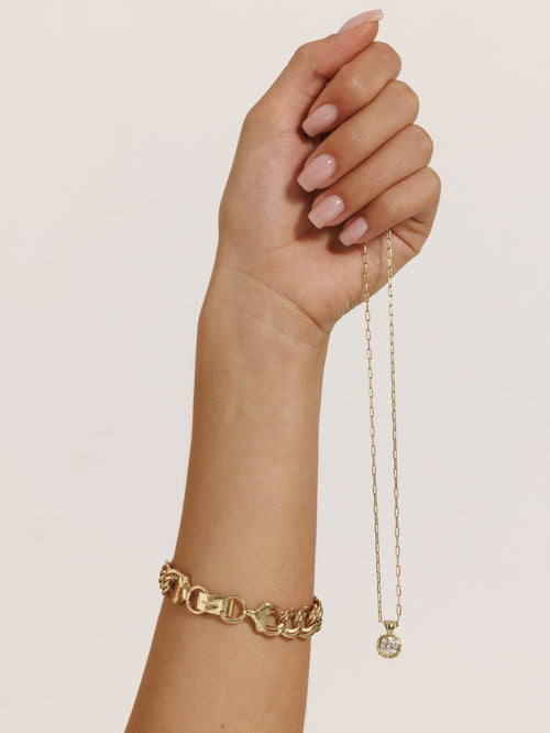 Victoria Charm — image 12 of 16