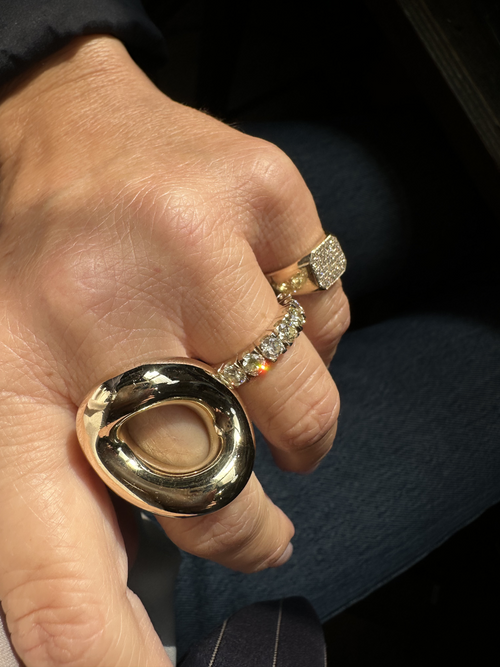 Large Gold Link Ring — image 7 of 14