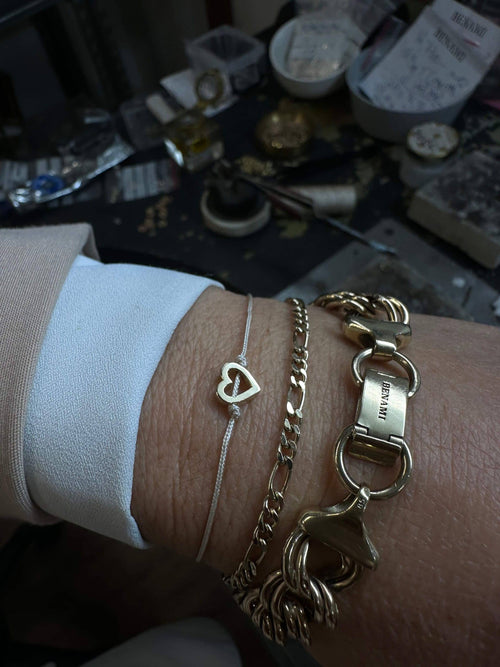 Gold Heart Thread Bracelet