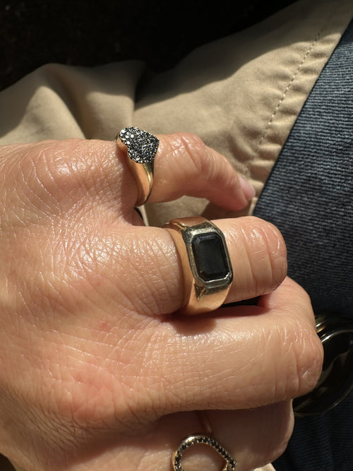 Ari Signet Ring — image 5 of 9