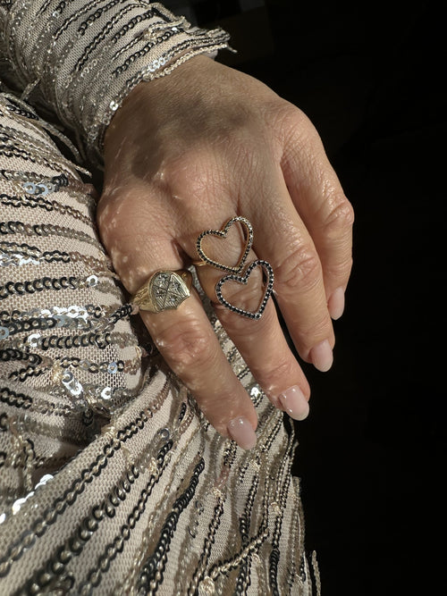 Classic Gold Heart Ring with Black Diamonds — image 9 of 15