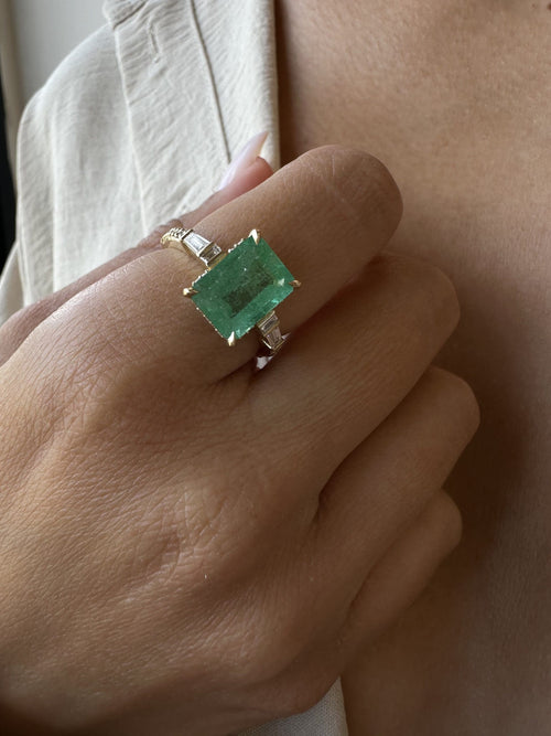 Emerald Vogue Ring — image 17 of 17