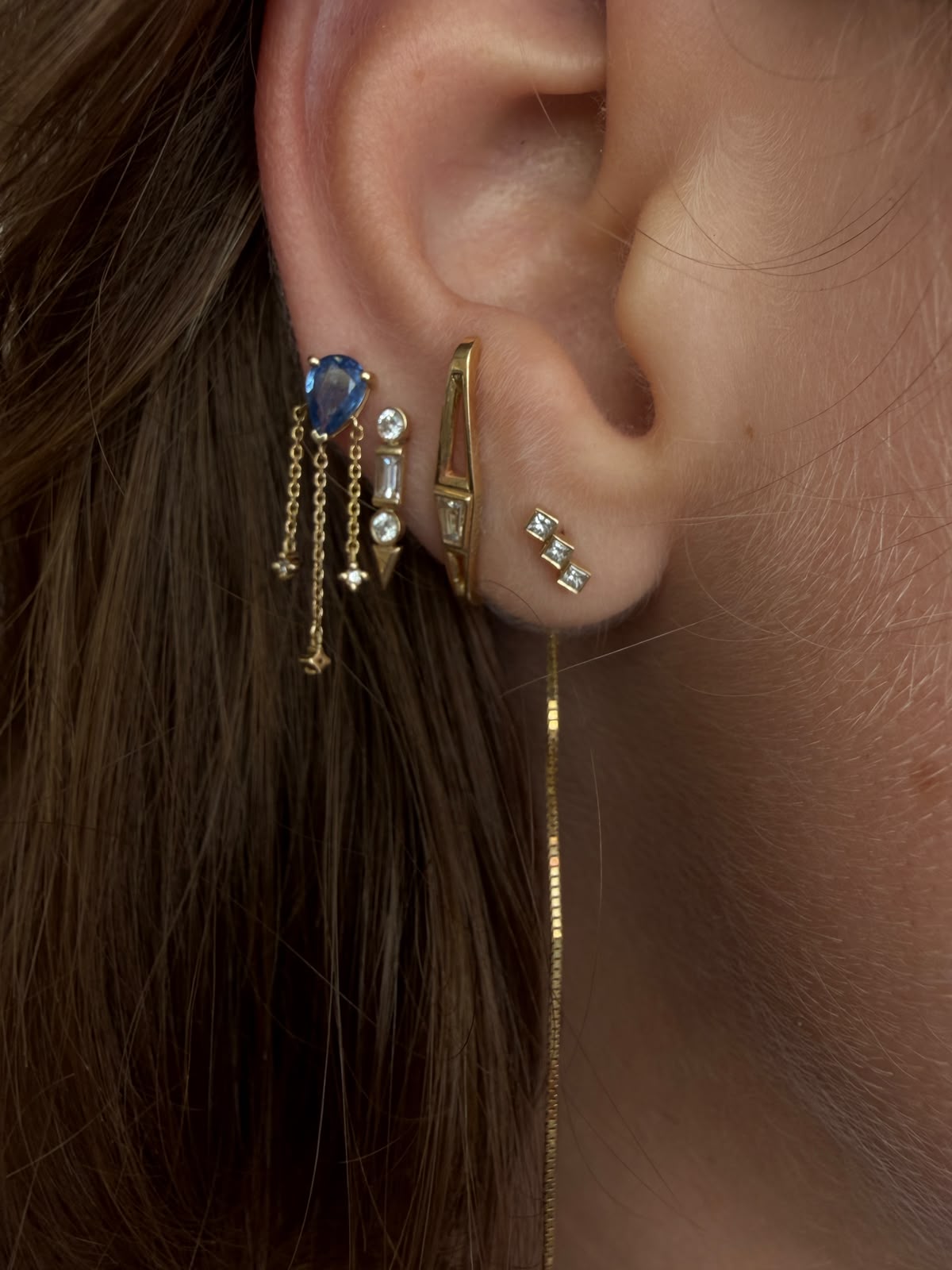 Tony Blue Sapphire Piercing Earring — image 4 of 7