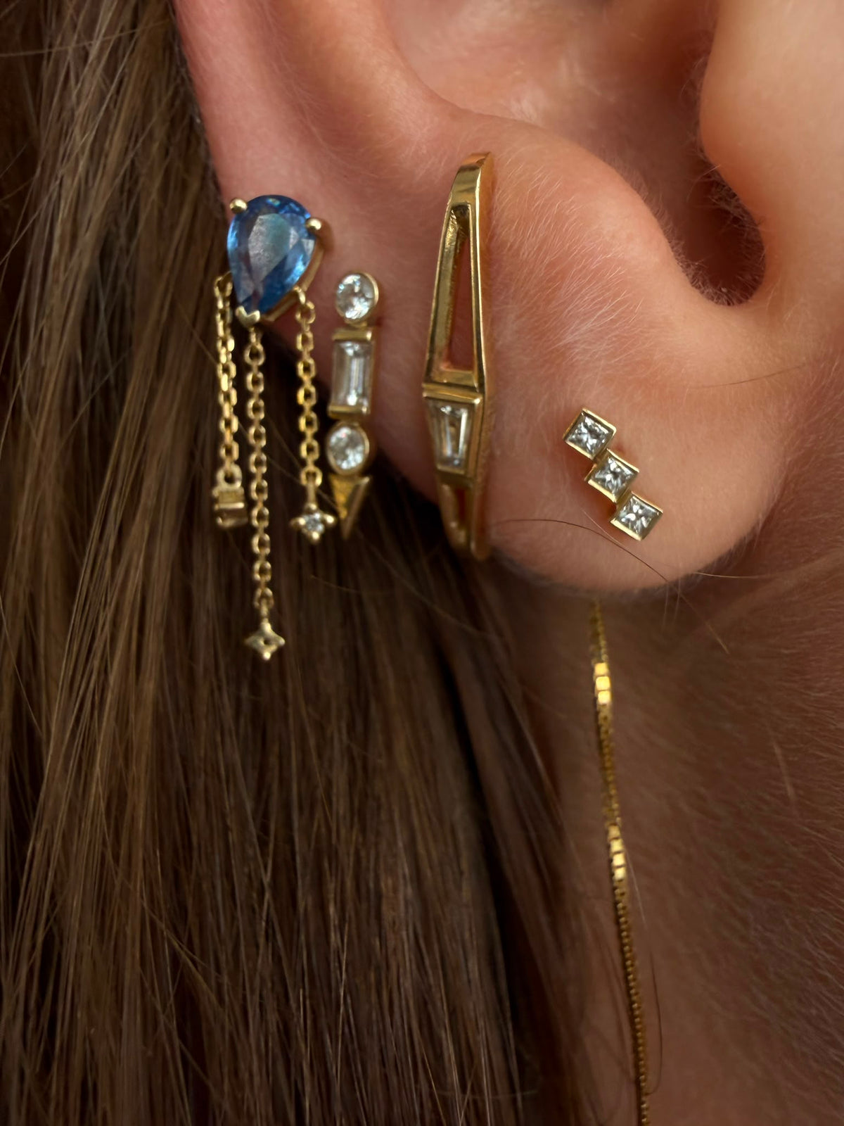Tony Blue Sapphire Piercing Earring — image 5 of 7